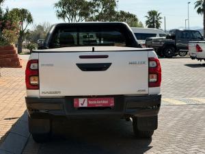Toyota Hilux 2.8GD-6 double cab 4x4 Raider auto - Image 5