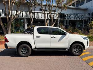 Toyota Hilux 2.8GD-6 double cab 4x4 Raider auto - Image 3