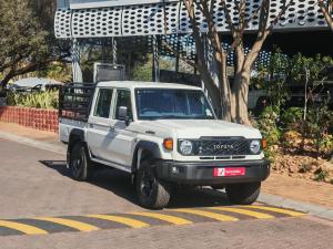Toyota Land Cruiser 79 2.8GD-6 double cab auto - Image 1