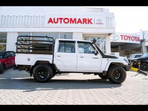 Toyota Land Cruiser 79 4.5D-4D V8 double cab LX - Image 3