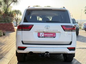 Toyota Land Cruiser 300 3.5T ZX - Image 5