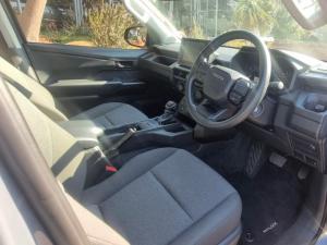 Toyota Hilux 2.8GD-6 double cab SRX 4x4 - Image 7