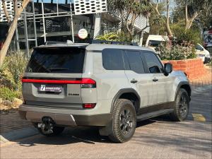 Lexus GX 550 Overtrail - Image 2