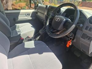 Toyota Land Cruiser 79 2.8GD-6 double cab auto - Image 7