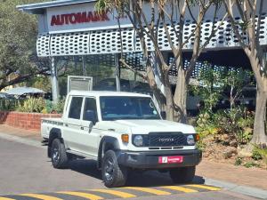 Toyota Land Cruiser 79 2.8GD-6 double cab auto - Image 1