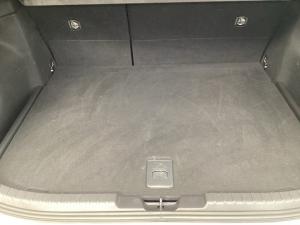 Toyota Corolla hatch 1.8 Hybrid XR - Image 20