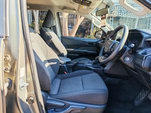 Toyota Hilux 2.8GD-6 double cab SRX 4x4 - Image 7