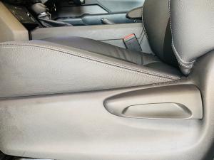 Toyota Hilux 2.8GD-6 double cab SRX 4x4 - Image 19