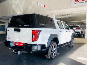 Toyota Hilux 2.8GD-6 double cab SRX 4x4 - Image 2