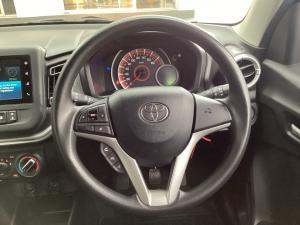 Toyota Vitz 1.0 XR manual - Image 8