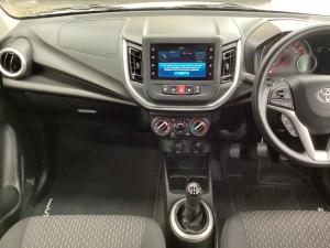 Toyota Vitz 1.0 XR manual - Image 14