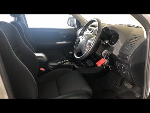 Toyota Fortuner 2.5D-4D auto - Image 10