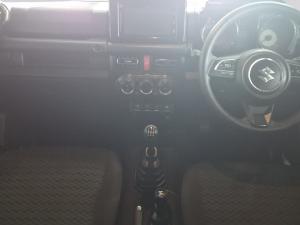 Suzuki Jimny 1.5 GLX AllGrip 3-door manual - Image 6