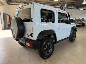 Suzuki Jimny 1.5 GLX AllGrip 3-door manual - Image 2