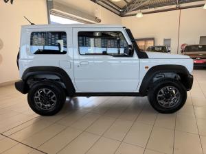 Suzuki Jimny 1.5 GLX AllGrip 3-door manual - Image 3