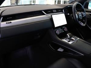 Jaguar F-Pace D200 AWD R-Dynamic SE - Image 15