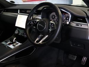 Jaguar F-Pace D200 AWD R-Dynamic SE - Image 24