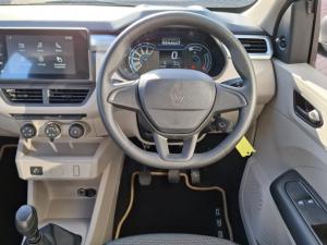 Renault Triber 1.0 Evolution - Image 6
