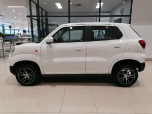 Suzuki S-Presso 1.0 GL+ manual - Image 2