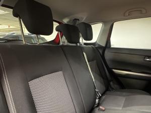 Suzuki Vitara 1.6 GL+ auto - Image 8