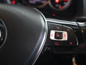 Volkswagen up! cross up! 5-door 1.0 - Image 25