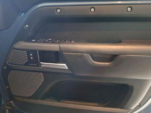 Land Rover Defender 110 D240 X-Dynamic SE - Image 17