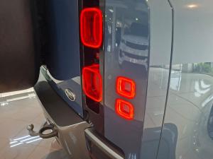Land Rover Defender 110 D240 X-Dynamic SE - Image 8