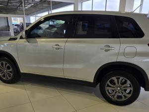 Suzuki Vitara 1.6 GL+ - Image 2