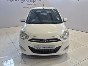Hyundai i10 1.1 Motion - Image 2