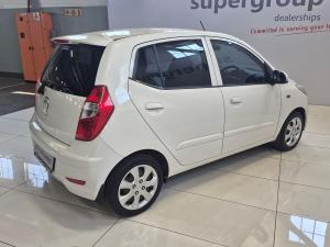 Hyundai i10 1.1 Motion - Image 6