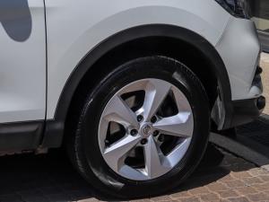 Nissan Qashqai 1.2T Visia - Image 17