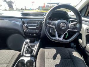 Nissan Qashqai 1.2T Visia - Image 3