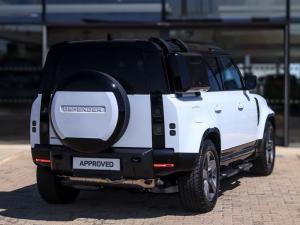 Land Rover Defender 110 D350 X-Dynamic HSE - Image 14