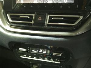 Suzuki Baleno 1.5 GLX manual - Image 24