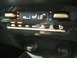 Suzuki Baleno 1.5 GLX manual - Image 24