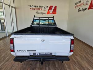Nissan NP300 Hardbody 2 - Image 5