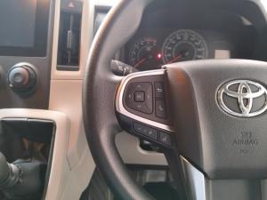 Toyota Quantum 2.8 LWB panel van manual - Image 9