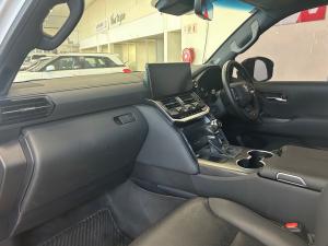 Toyota Land Cruiser 300 3.3D GR-Sport - Image 7