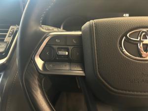 Toyota Land Cruiser 300 3.3D GR-Sport - Image 9