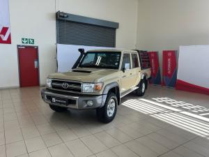 Toyota Land Cruiser 79 4.5D-4D V8 double cab LX - Image 14