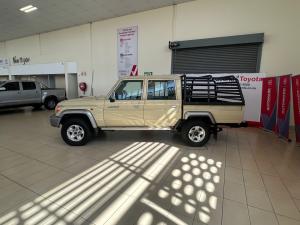 Toyota Land Cruiser 79 4.5D-4D V8 double cab LX - Image 16