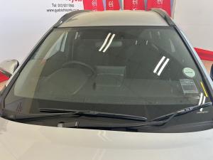 Toyota Corolla Cross 1.8 XS - Image 13
