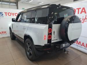 Land Rover Defender 110 D300 X-Dynamic SE - Image 21