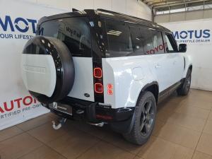 Land Rover Defender 110 D300 X-Dynamic SE - Image 2