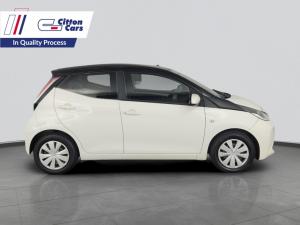 Toyota Aygo 1.0X-PLAY - Image 6