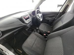 Toyota Vitz 1.0 - Image 10