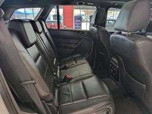 Ford Everest 3.2 Tdci LTD 4X4 automatic - Image 12