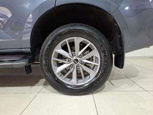 Isuzu mu-X 3.0TD LS - Image 6