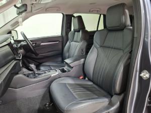 Isuzu mu-X 3.0TD LS - Image 8