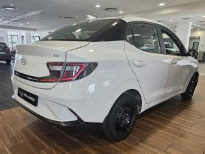 Hyundai Grand i10 1.2 Executive sedan manual - Image 4